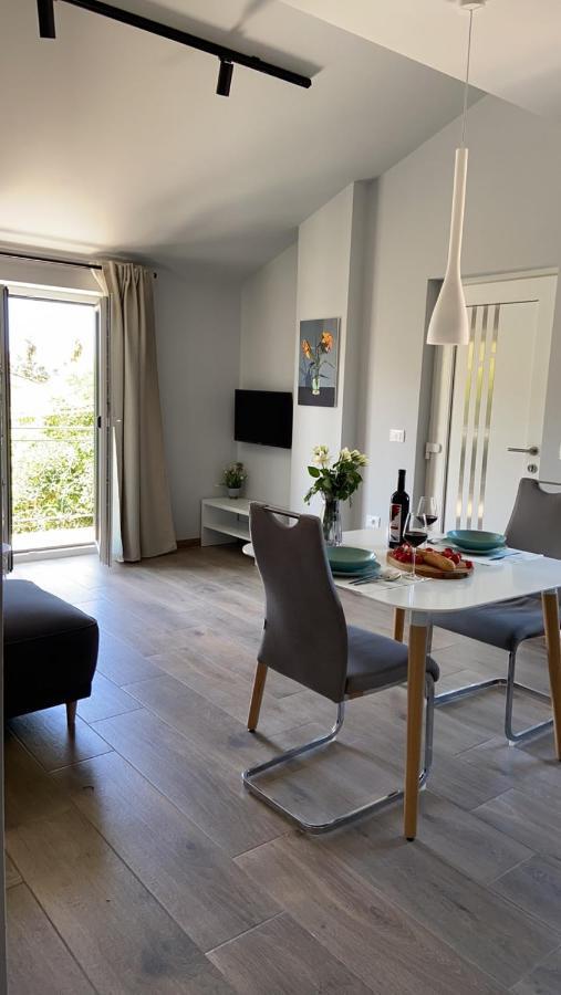 Apartmani Zuzic Пореч Экстерьер фото