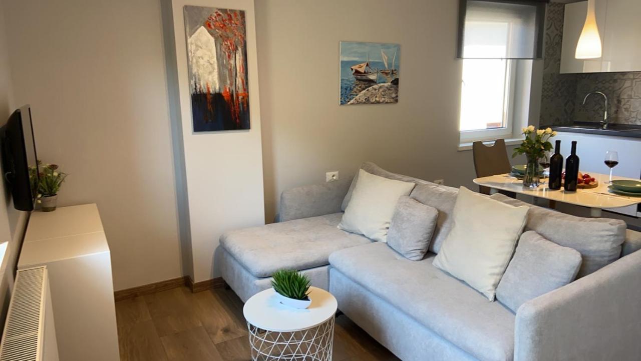 Apartmani Zuzic Пореч Экстерьер фото