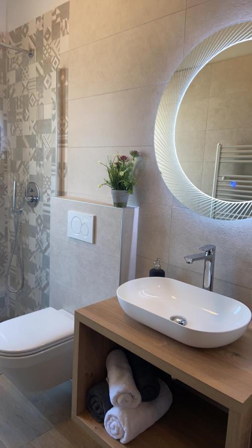Apartmani Zuzic Пореч Экстерьер фото